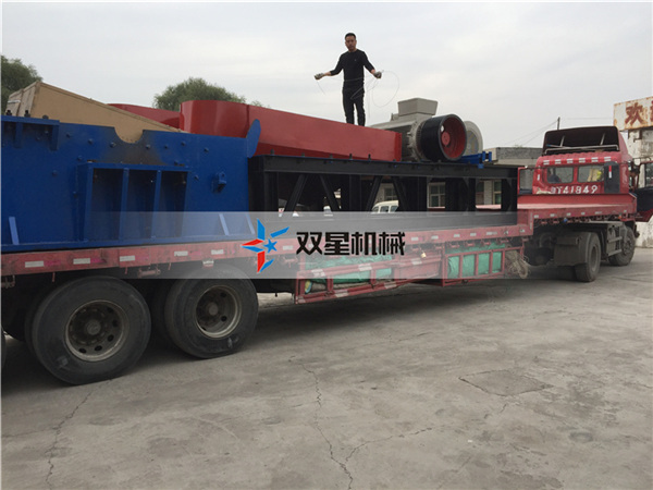 皓星<a href='http://m.jlysxjy.com/' target='_blank'><span>金屬粉碎機</span></a>發(fā)貨出廠