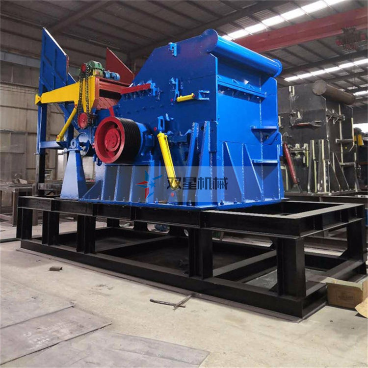 鋁合金粉碎機(jī)生產(chǎn)現(xiàn)場