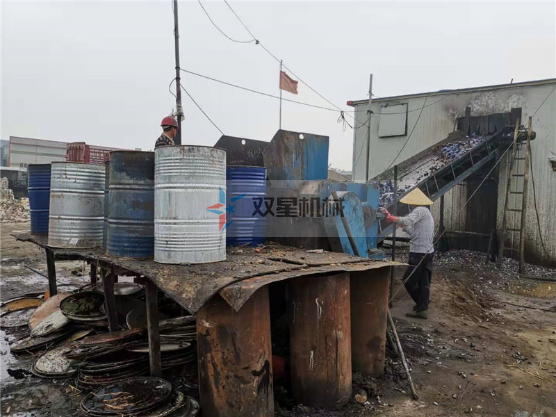 油桶粉碎機生產線