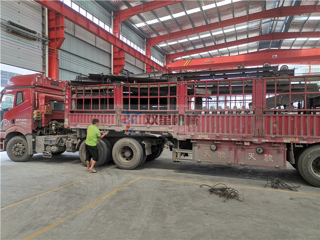 金屬粉碎機發(fā)貨