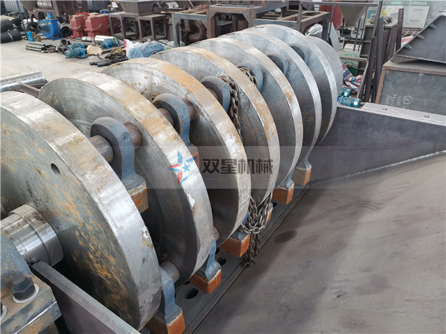 金屬粉碎機破碎腔結構細節(jié)