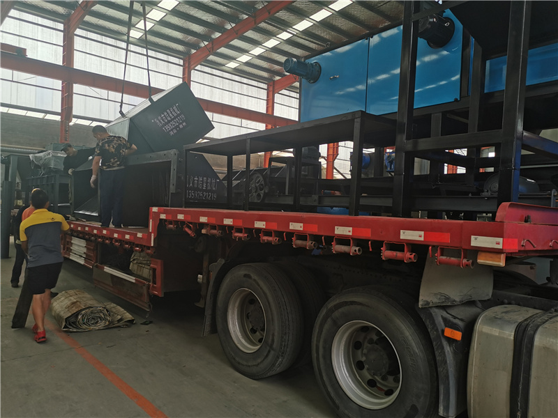 金屬粉碎機(jī)廠家1600型設(shè)備發(fā)貨