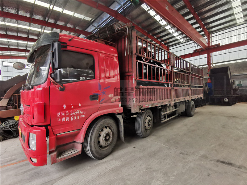 <a href='http://m.jlysxjy.com/' target='_blank'><span>金屬粉碎機(jī)</span></a>發(fā)貨