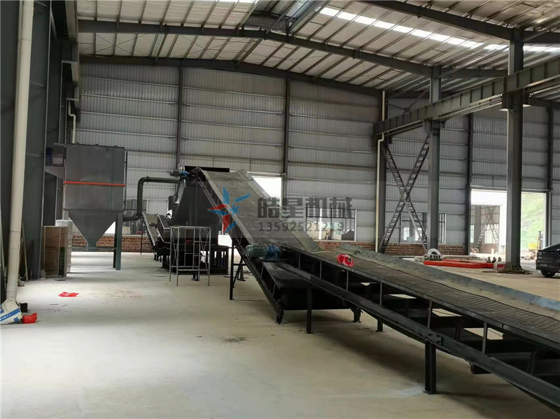 建筑扣板料可以使用廢鋼破碎機(jī)設(shè)備破碎嗎